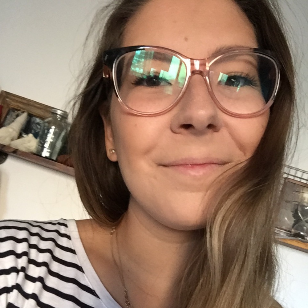 Meet your Posher, Ariane